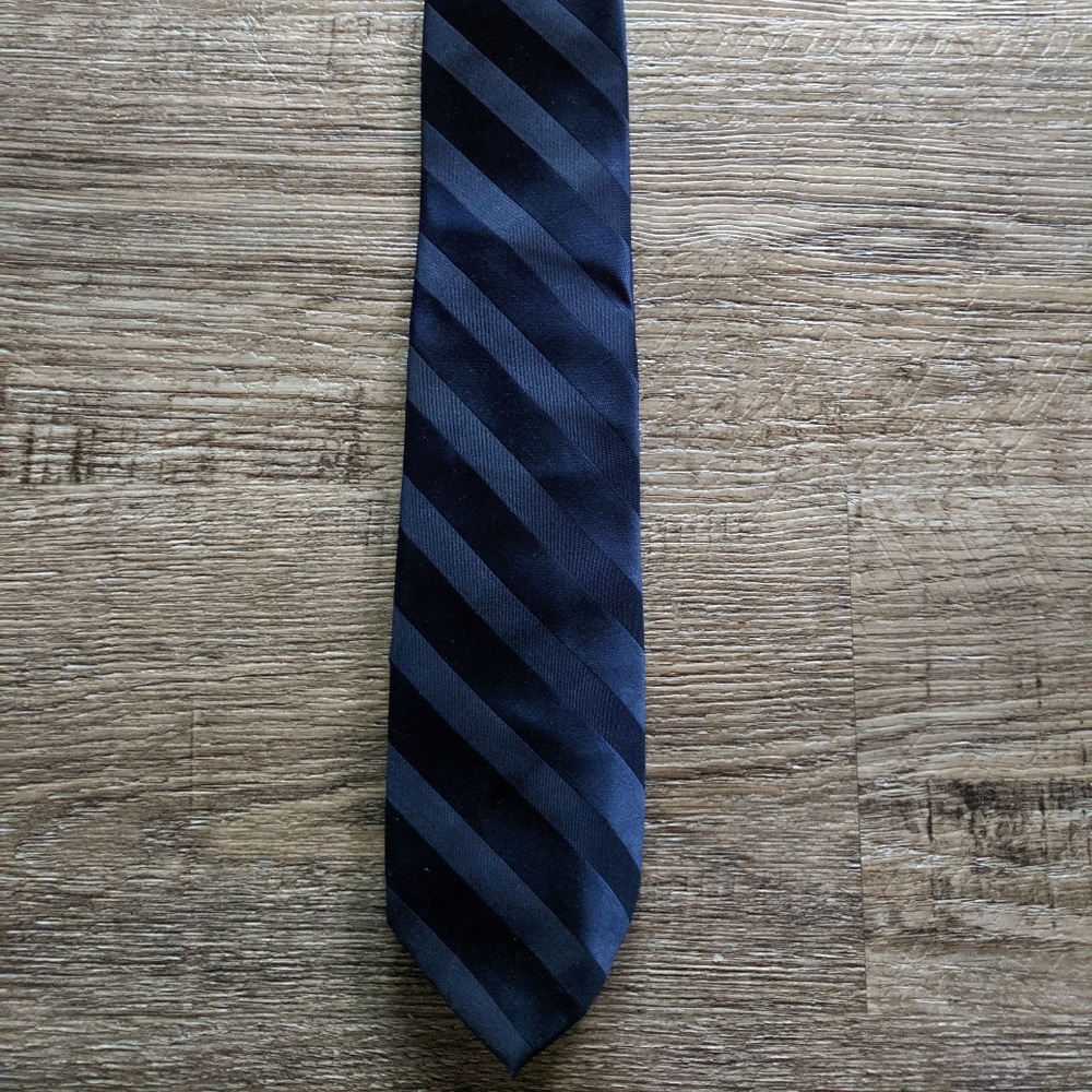 Silk Navy Blue Diagonal Striped Tie